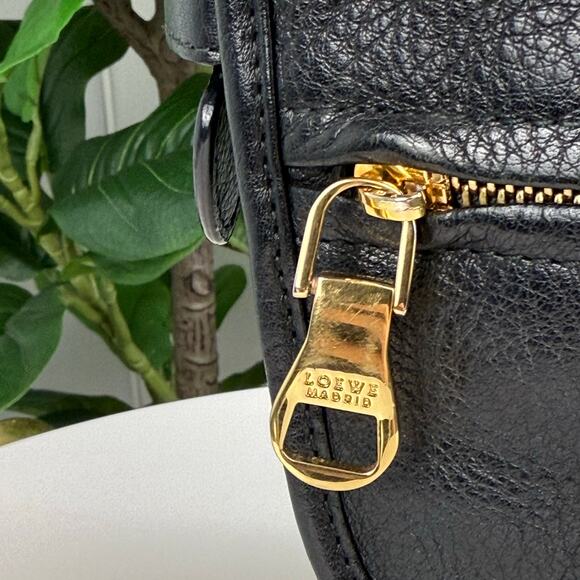 💎✨ Authentic LOEWE Heritage Shoulder Bag Black - Picture 5 of 9